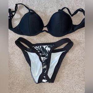 Pacsun bathing suit set size XS bottoms XS top